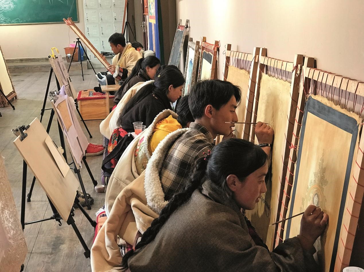 ·ÇÒÅÌÆ¿¨×¨ÒµµÄѧÉúÒ»Ñùƽ³£Ñ§Ï°.jpg ·ÇÒÅÌÆ¿¨×¨ÒµµÄѧÉúÒ»Ñùƽ³£Ñ§Ï°.jpg